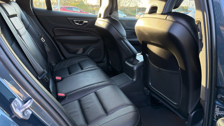 Volvo V60 2.0 T6 Recharge PHEV Inscription 5dr AWD Auto Estate